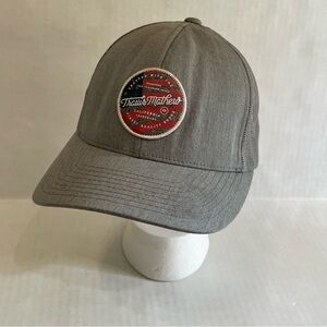 Travis Mathew Grey Mesh Adjustable Snapback Trucker Hat Cap Men’s